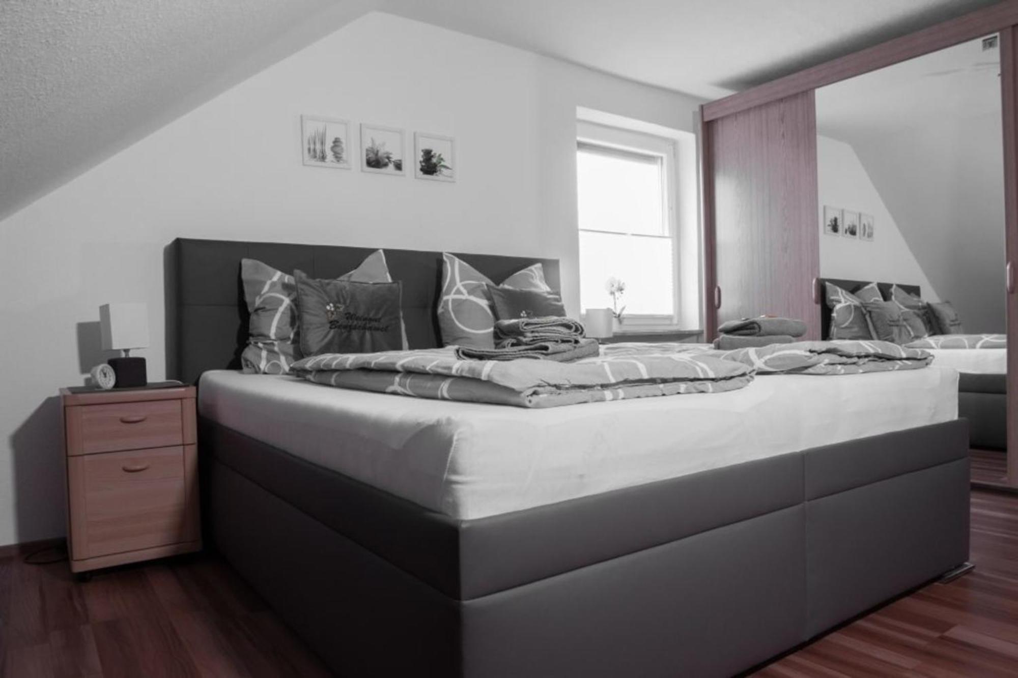 Ferienwohnung Grauschiefer Irsch エクステリア 写真