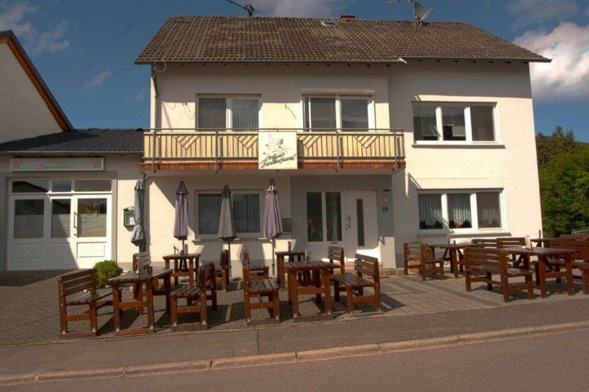 Ferienwohnung Grauschiefer Irsch エクステリア 写真